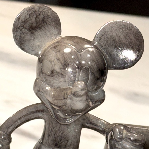 Vintage Disney Mickey Mouse Faux Marble Plastic Desk Set - Picture 7 of 9